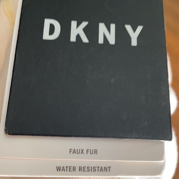 DKNY coat - Picture 13 of 15